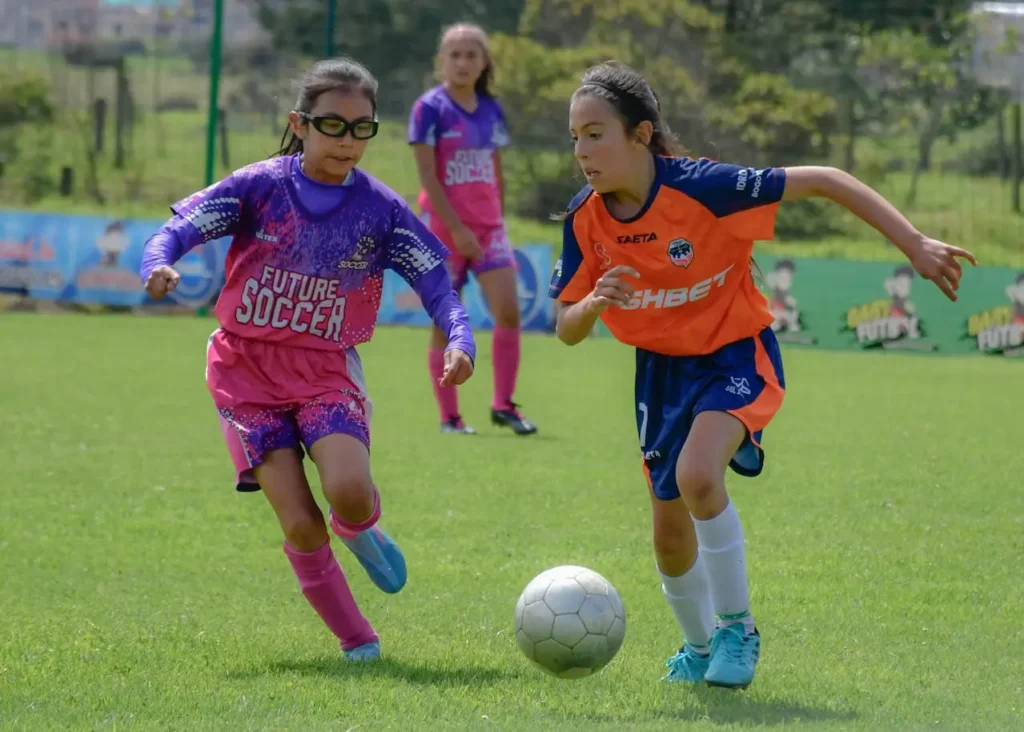 Ile trwa mecz trampkarzy?